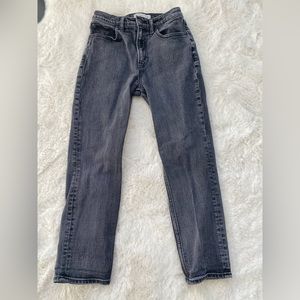 Abercrombie & Fitch The Mom High Rise